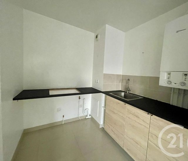 Appartement F2 à louer - 2 pièces - 42.35 m2 - EAUBONNE - 95 - ILE-DE-FRANCE - Century 21 La Demeure