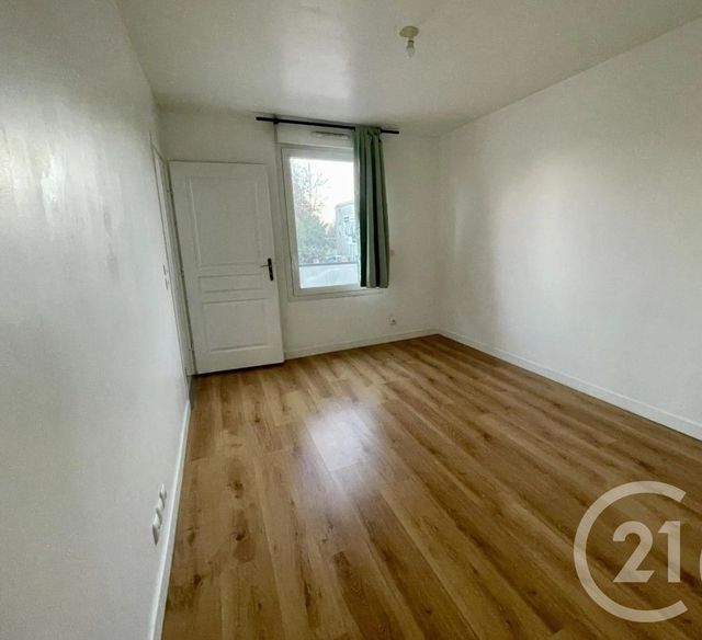 Appartement F2 à louer - 2 pièces - 42.35 m2 - EAUBONNE - 95 - ILE-DE-FRANCE - Century 21 La Demeure