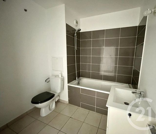 Appartement F2 à louer - 2 pièces - 42.35 m2 - EAUBONNE - 95 - ILE-DE-FRANCE - Century 21 La Demeure