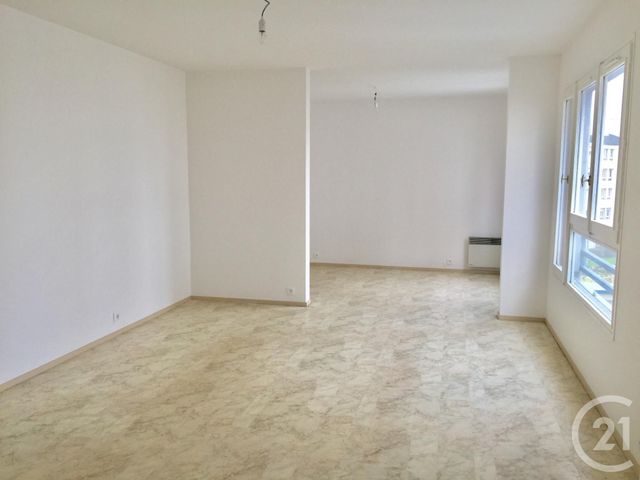Afficher la photo en grand Appartement F5 à louer - 5 pièces - 85.25 m2 - SANNOIS - 95 - ILE-DE-FRANCE - Century 21 La Demeure