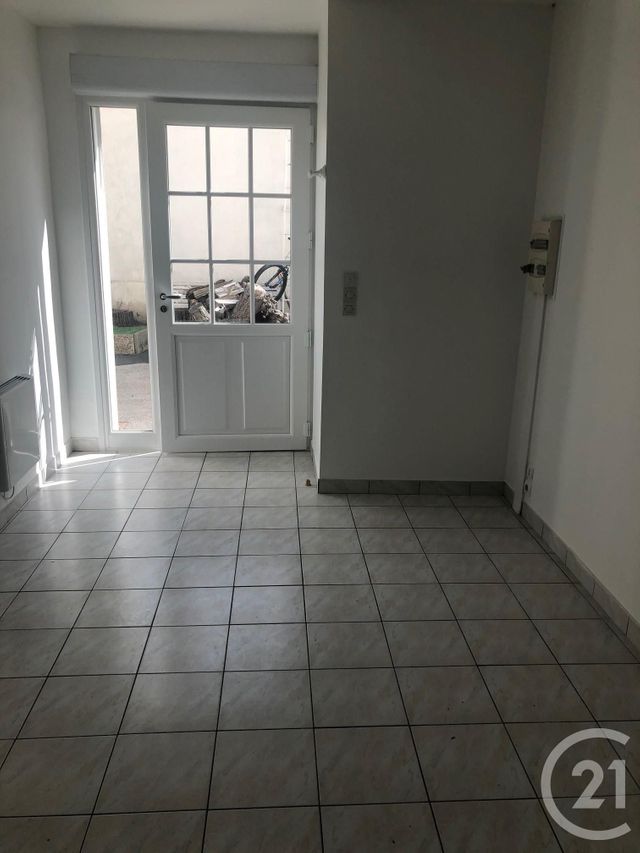 Afficher la photo en grand Appartement F2 à louer - 2 pièces - 46.0 m2 - SANNOIS - 95 - ILE-DE-FRANCE - Century 21 La Demeure