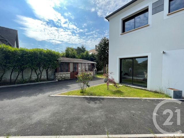 maison à vendre - 7 pièces - 170.0 m2 - ST GRATIEN - 95 - ILE-DE-FRANCE - Century 21 La Demeure maison à vendre - 7 pièces - 170.0 m2 - ST GRATIEN - 95 - ILE-DE-FRANCE - Century 21 La Demeure