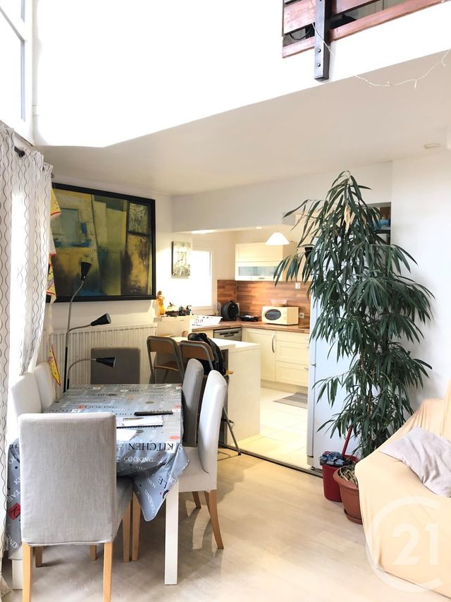 Appartement Duplex à vendre - 5 pièces - 87.71 m2 - SANNOIS - 95 - ILE-DE-FRANCE - Century 21 La Demeure Appartement Duplex à vendre - 5 pièces - 87.71 m2 - SANNOIS - 95 - ILE-DE-FRANCE - Century 21 La Demeure