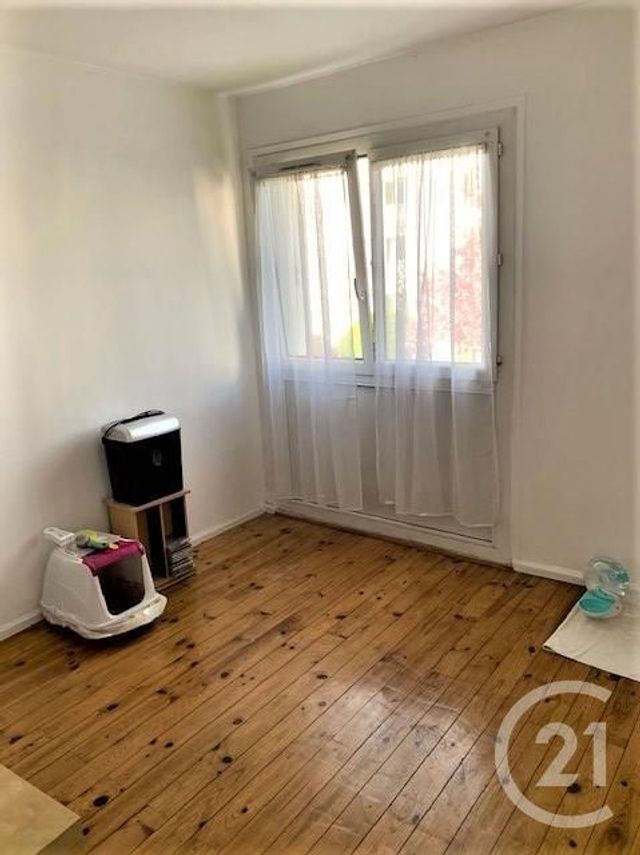 Appartement F3 à vendre - 3 pièces - 62.4 m2 - SANNOIS - 95 - ILE-DE-FRANCE - Century 21 La Demeure Appartement F3 à vendre - 3 pièces - 62.4 m2 - SANNOIS - 95 - ILE-DE-FRANCE - Century 21 La Demeure