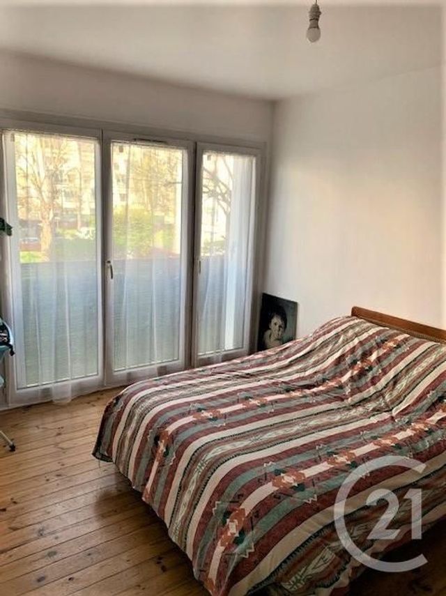 Appartement F3 à vendre - 3 pièces - 62.4 m2 - SANNOIS - 95 - ILE-DE-FRANCE - Century 21 La Demeure Appartement F3 à vendre - 3 pièces - 62.4 m2 - SANNOIS - 95 - ILE-DE-FRANCE - Century 21 La Demeure