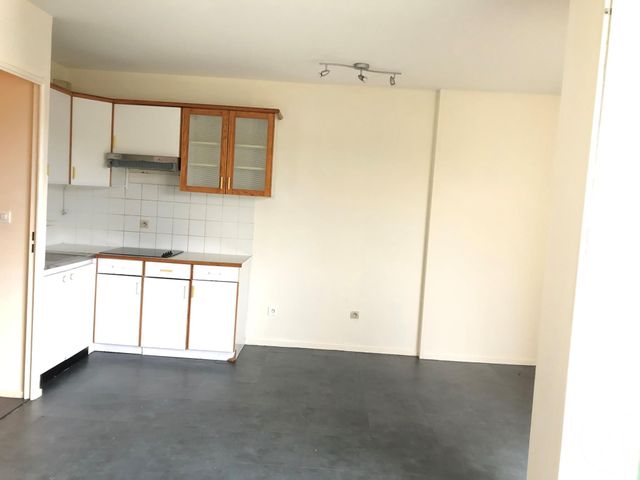 Afficher la photo en grand Appartement F1 à vendre - 1 pièce - 33.0 m2 - SANNOIS - 95 - ILE-DE-FRANCE - Century 21 La Demeure