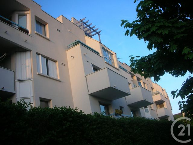 Afficher la photo en grand Appartement F1 à vendre - 1 pièce - 33.0 m2 - SANNOIS - 95 - ILE-DE-FRANCE - Century 21 La Demeure