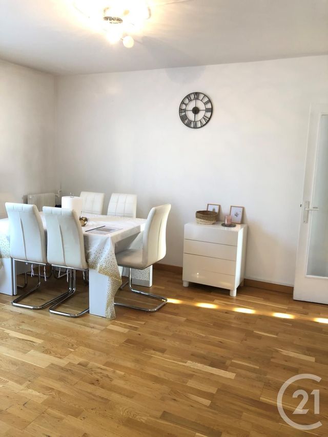 Appartement F4 à vendre - 4 pièces - 62.14 m2 - ST GRATIEN - 95 - ILE-DE-FRANCE - Century 21 La Demeure Appartement F4 à vendre - 4 pièces - 62.14 m2 - ST GRATIEN - 95 - ILE-DE-FRANCE - Century 21 La Demeure