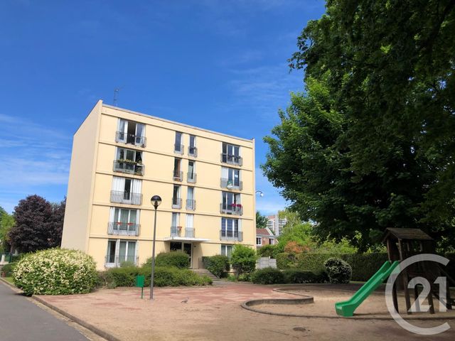Appartement F4 à vendre - 4 pièces - 62.14 m2 - ST GRATIEN - 95 - ILE-DE-FRANCE - Century 21 La Demeure Appartement F4 à vendre - 4 pièces - 62.14 m2 - ST GRATIEN - 95 - ILE-DE-FRANCE - Century 21 La Demeure
