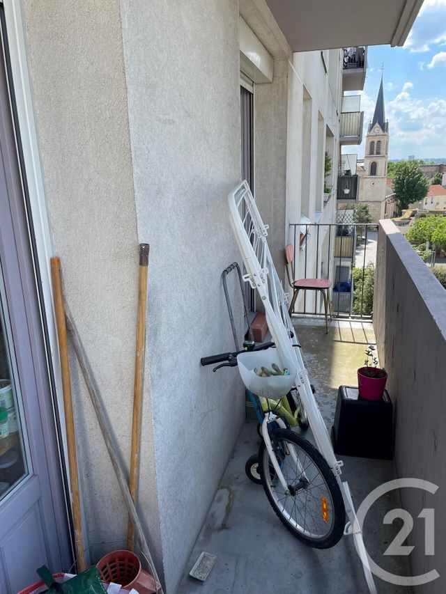 Appartement F2 à vendre - 2 pièces - 44.0 m2 - EPINAY SUR SEINE - 93 - ILE-DE-FRANCE - Century 21 La Demeure Appartement F2 à vendre - 2 pièces - 44.0 m2 - EPINAY SUR SEINE - 93 - ILE-DE-FRANCE - Century 21 La Demeure