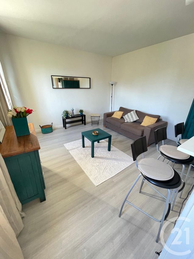 Appartement F1 à vendre BEAUCHAMP