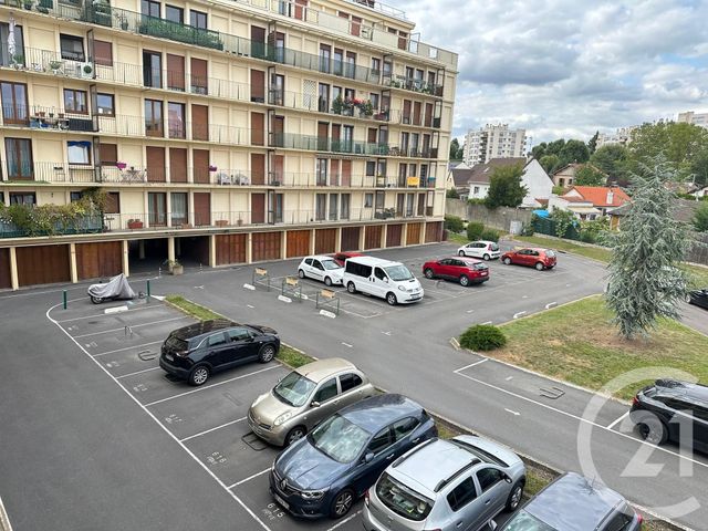 Appartement F3 à vendre - 4 pièces - 71.62 m2 - LE PLESSIS BOUCHARD - 95 - ILE-DE-FRANCE - Century 21 La Demeure