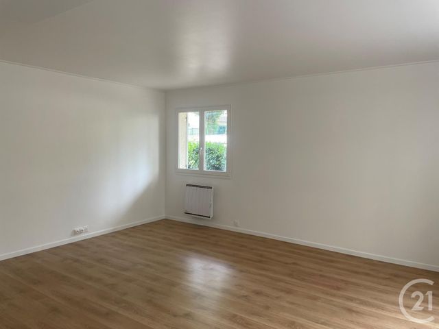 Appartement F3 à louer - 3 pièces - 66.0 m2 - SANNOIS - 95 - ILE-DE-FRANCE - Century 21 La Demeure