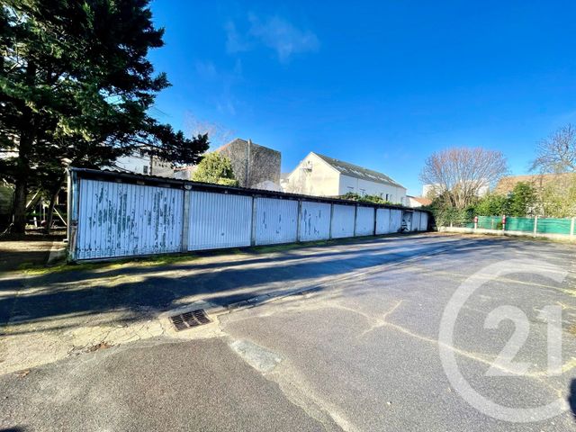 Appartement F4 à vendre - 4 pièces - 86.74 m2 - ST GRATIEN - 95 - ILE-DE-FRANCE - Century 21 La Demeure