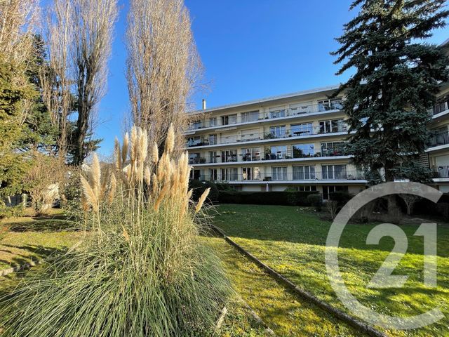 Appartement F4 à vendre - 4 pièces - 86.74 m2 - ST GRATIEN - 95 - ILE-DE-FRANCE - Century 21 La Demeure