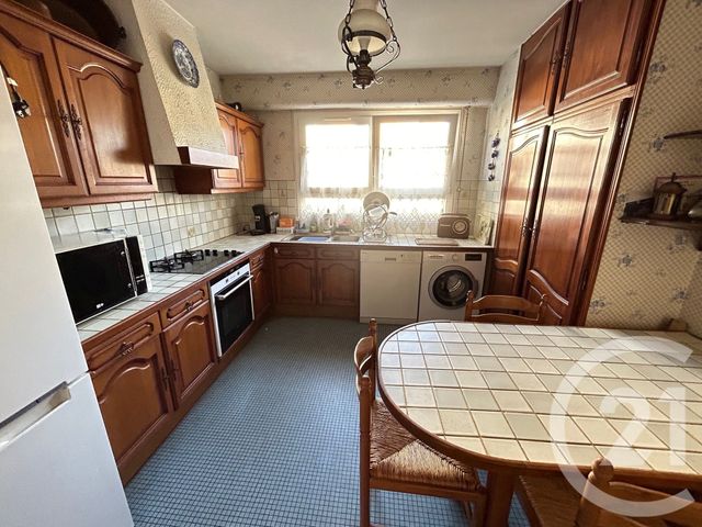 Appartement F4 à vendre - 4 pièces - 86.74 m2 - ST GRATIEN - 95 - ILE-DE-FRANCE - Century 21 La Demeure