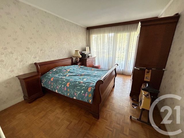 Appartement F4 à vendre - 4 pièces - 86.74 m2 - ST GRATIEN - 95 - ILE-DE-FRANCE - Century 21 La Demeure