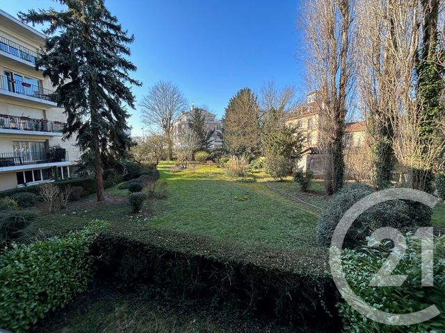 Appartement F4 à vendre - 4 pièces - 86.74 m2 - ST GRATIEN - 95 - ILE-DE-FRANCE - Century 21 La Demeure