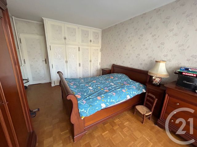 Appartement F4 à vendre - 4 pièces - 86.74 m2 - ST GRATIEN - 95 - ILE-DE-FRANCE - Century 21 La Demeure