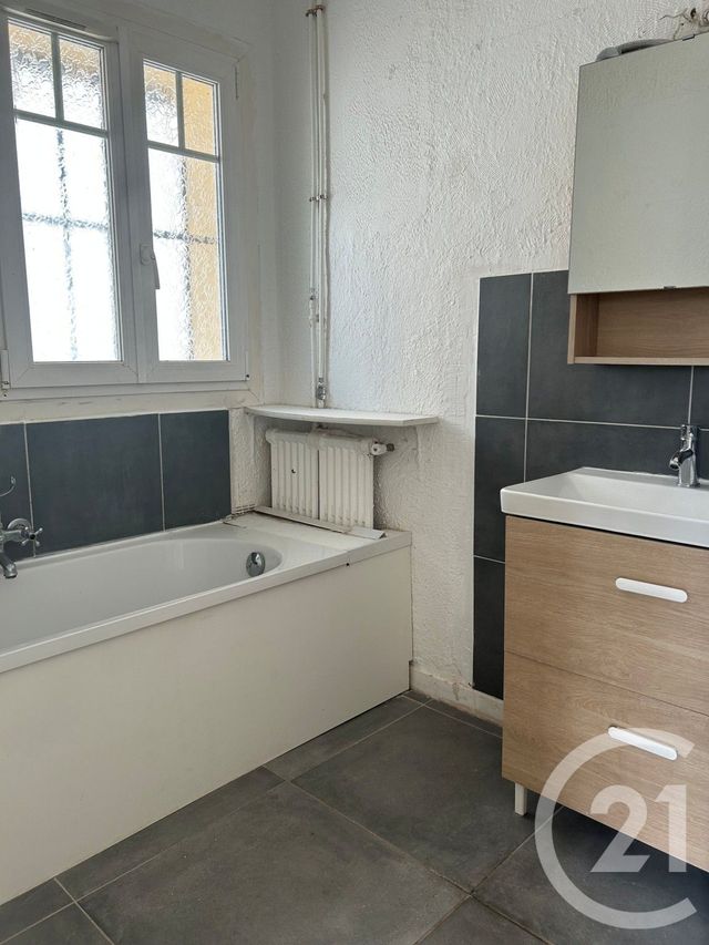 maison à louer - 5 pièces - 87.37 m2 - GROSLAY - 95 - ILE-DE-FRANCE - Century 21 La Demeure