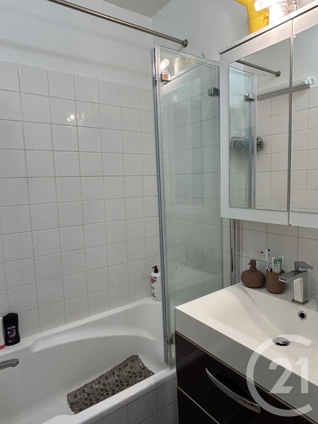 Appartement F2 à louer - 2 pièces - 42.74 m2 - FRANCONVILLE LA GARENNE - 95 - ILE-DE-FRANCE - Century 21 La Demeure