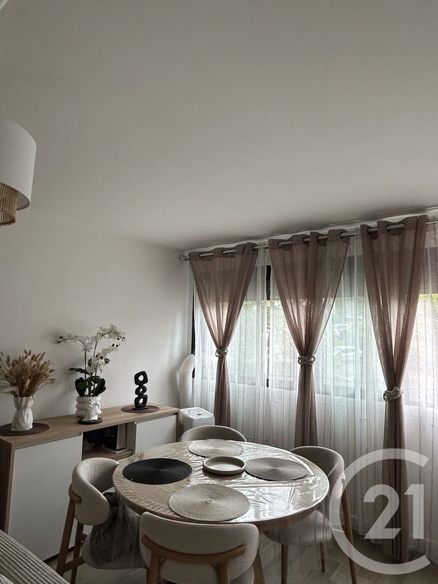 Appartement F2 à louer - 2 pièces - 42.74 m2 - FRANCONVILLE LA GARENNE - 95 - ILE-DE-FRANCE - Century 21 La Demeure