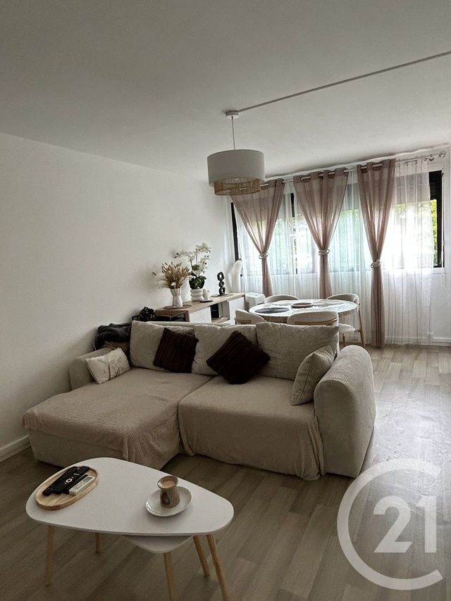 Appartement F2 à louer - 2 pièces - 42.74 m2 - FRANCONVILLE LA GARENNE - 95 - ILE-DE-FRANCE - Century 21 La Demeure