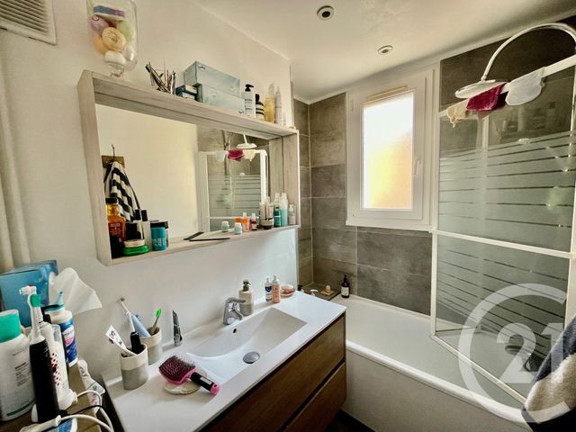 Appartement T4 à vendre - 4 pièces - 78.97 m2 - SANNOIS - 95 - ILE-DE-FRANCE - Century 21 La Demeure