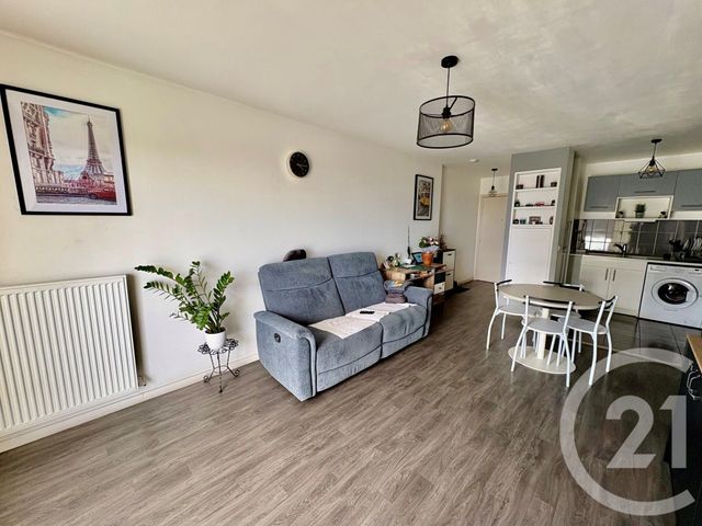 Appartement F2 à vendre - 2 pièces - 43.34 m2 - SANNOIS - 95 - ILE-DE-FRANCE - Century 21 La Demeure