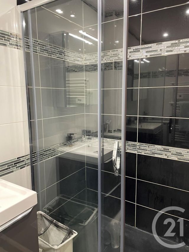 Afficher la photo en grand Appartement F3 à louer - 3 pièces - 62.83 m2 - MARGENCY - 95 - ILE-DE-FRANCE - Century 21 La Demeure