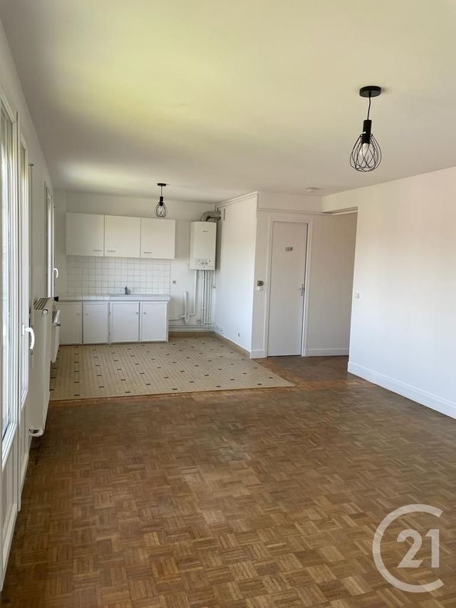 Appartement F2 à louer - 2 pièces - 56.2 m2 - SANNOIS - 95 - ILE-DE-FRANCE - Century 21 La Demeure