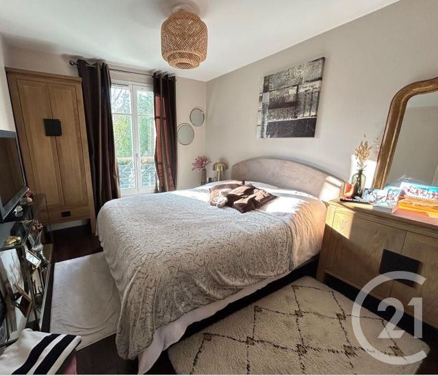 Appartement F4 à vendre - 4 pièces - 84.1 m2 - SANNOIS - 95 - ILE-DE-FRANCE - Century 21 La Demeure