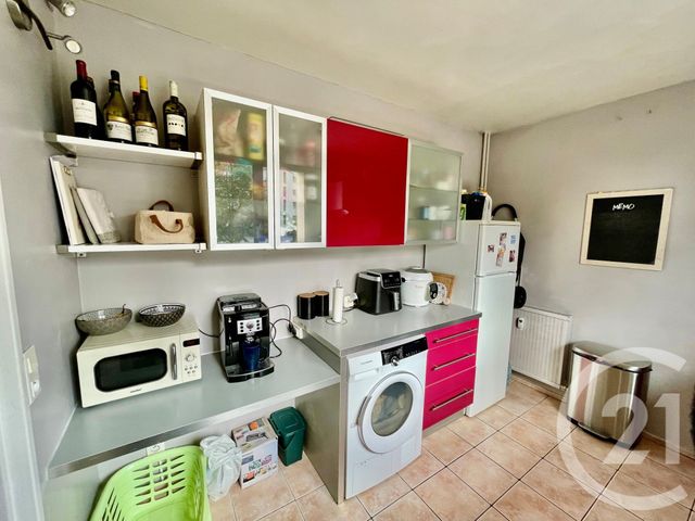 Appartement T4 à vendre - 5 pièces - 93.08 m2 - ST GRATIEN - 95 - ILE-DE-FRANCE - Century 21 La Demeure