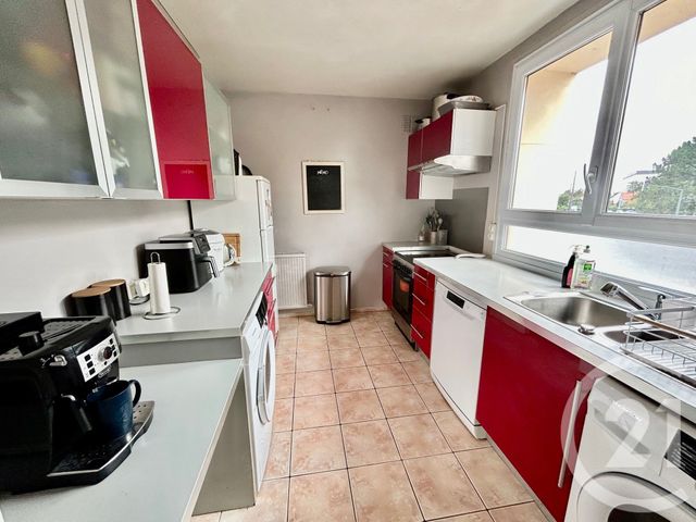 Appartement T4 à vendre - 5 pièces - 93.08 m2 - ST GRATIEN - 95 - ILE-DE-FRANCE - Century 21 La Demeure