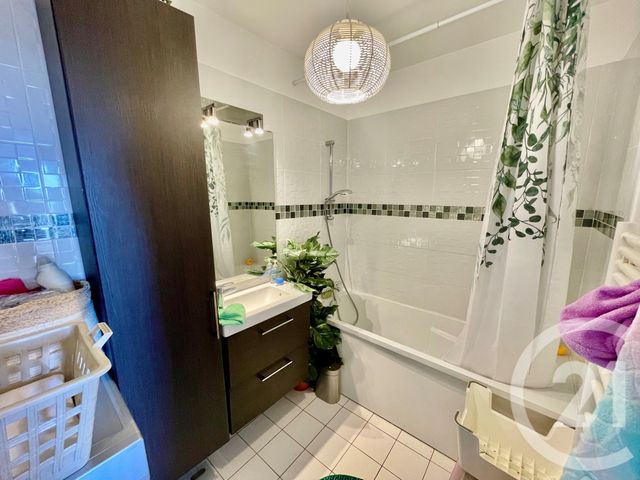 Appartement F4 à vendre - 4 pièces - 83.04 m2 - SANNOIS - 95 - ILE-DE-FRANCE - Century 21 La Demeure