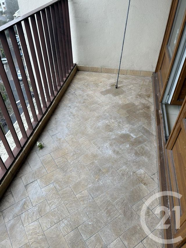 Appartement F3 à louer - 3 pièces - 54.97 m2 - EAUBONNE - 95 - ILE-DE-FRANCE - Century 21 La Demeure