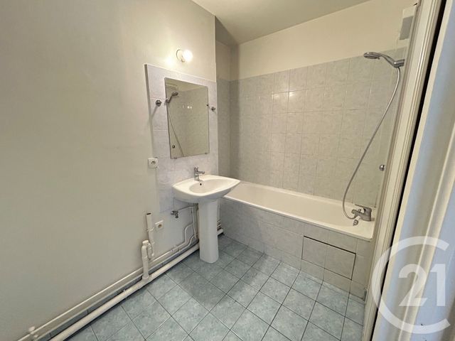 Appartement F2 à vendre - 2 pièces - 46.75 m2 - SANNOIS - 95 - ILE-DE-FRANCE - Century 21 La Demeure