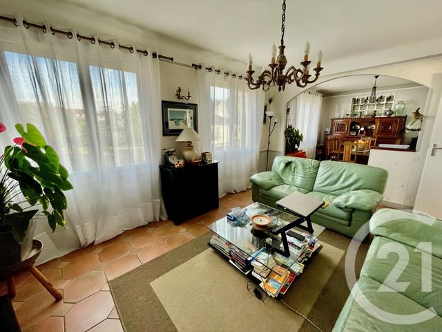 Afficher la photo en grand maison à vendre - 5 pièces - 124.18 m2 - ST GRATIEN - 95 - ILE-DE-FRANCE - Century 21 La Demeure
