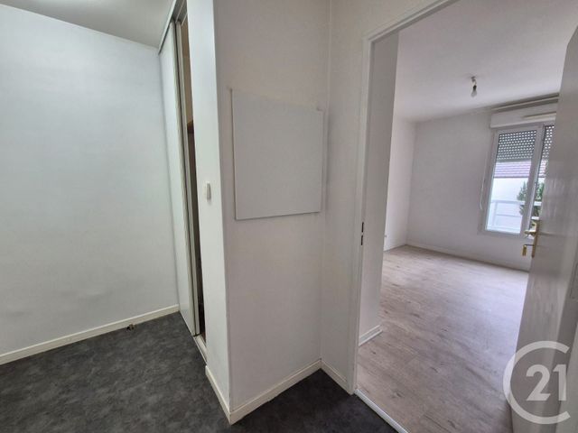 Appartement F2 à vendre - 2 pièces - 42.62 m2 - SANNOIS - 95 - ILE-DE-FRANCE - Century 21 La Demeure