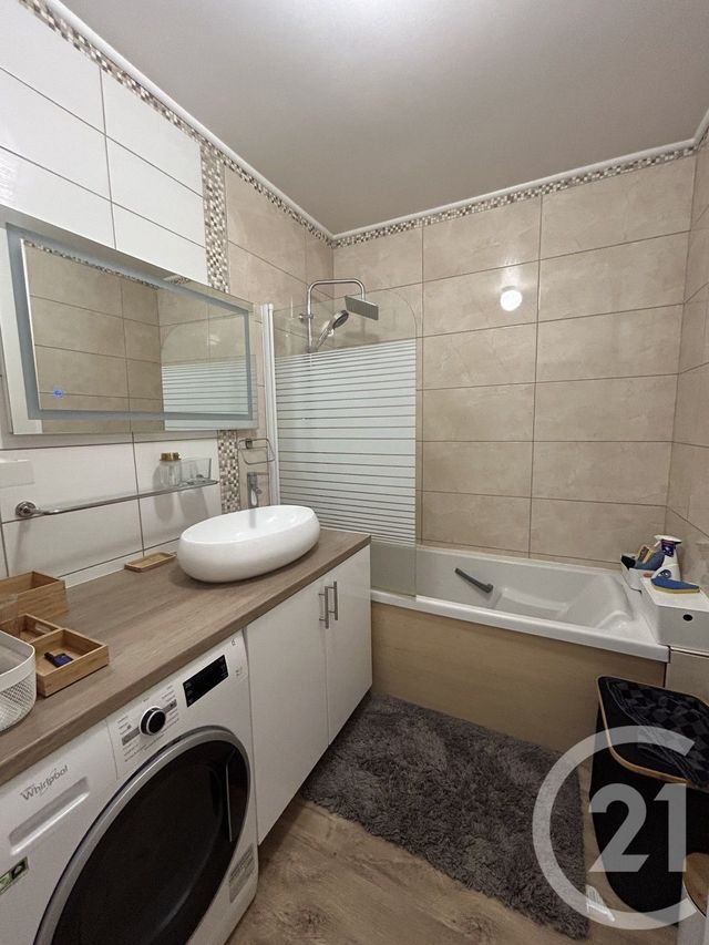 Appartement F3 à louer - 3 pièces - 63.0 m2 - SANNOIS - 95 - ILE-DE-FRANCE - Century 21 La Demeure