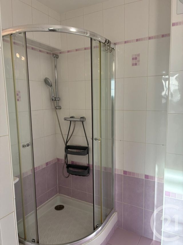 Appartement F3 à louer - 3 pièces - 54.01 m2 - EAUBONNE - 95 - ILE-DE-FRANCE - Century 21 La Demeure