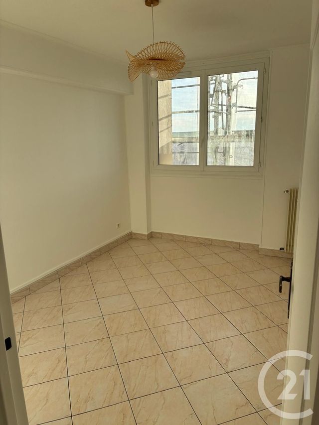 Appartement F3 à louer - 3 pièces - 54.01 m2 - EAUBONNE - 95 - ILE-DE-FRANCE - Century 21 La Demeure
