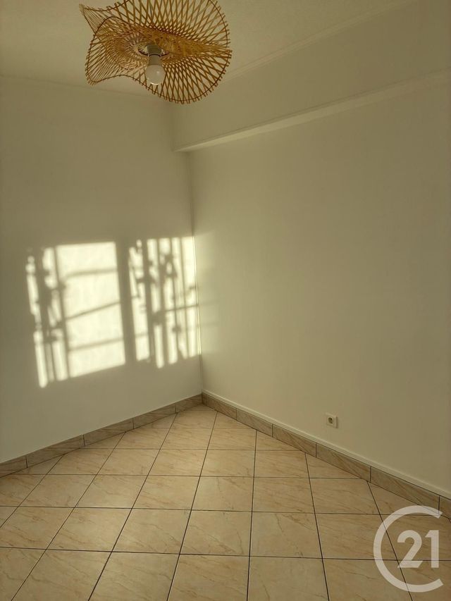 Appartement F3 à louer - 3 pièces - 54.01 m2 - EAUBONNE - 95 - ILE-DE-FRANCE - Century 21 La Demeure