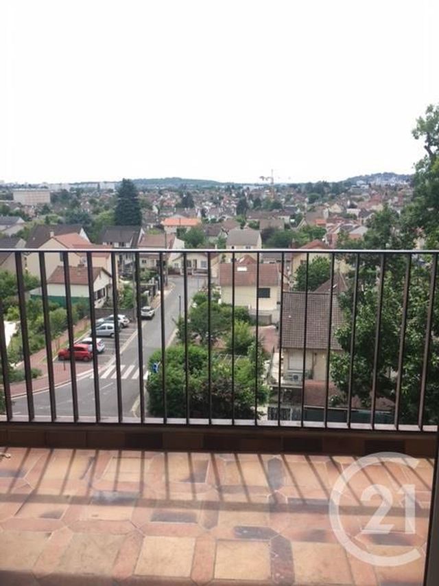 Appartement F3 à louer - 3 pièces - 54.01 m2 - EAUBONNE - 95 - ILE-DE-FRANCE - Century 21 La Demeure
