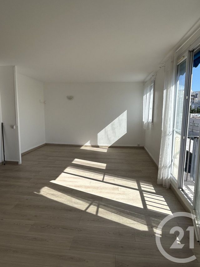 Appartement F4 à louer - 3 pièces - 65.76 m2 - EAUBONNE - 95 - ILE-DE-FRANCE - Century 21 La Demeure