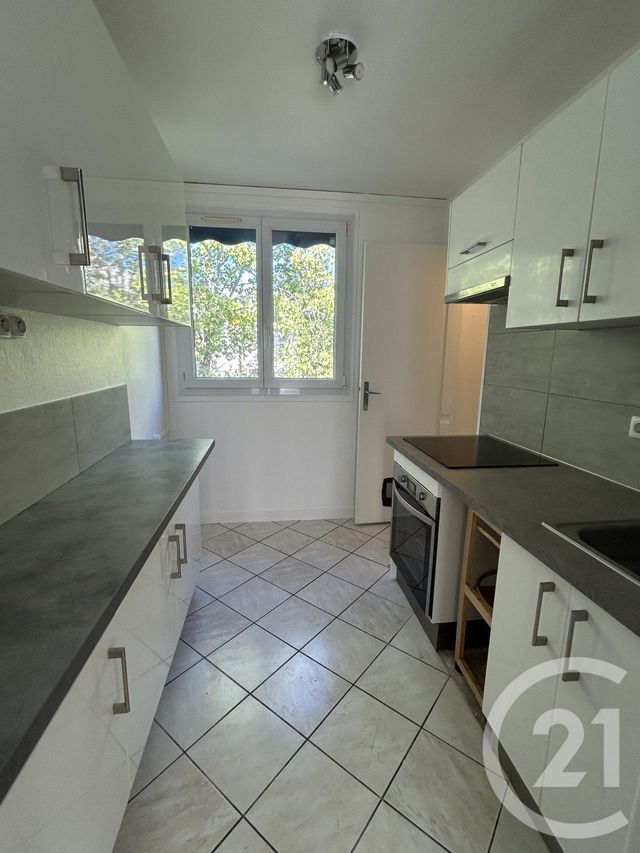 Appartement F4 à louer - 3 pièces - 65.76 m2 - EAUBONNE - 95 - ILE-DE-FRANCE - Century 21 La Demeure