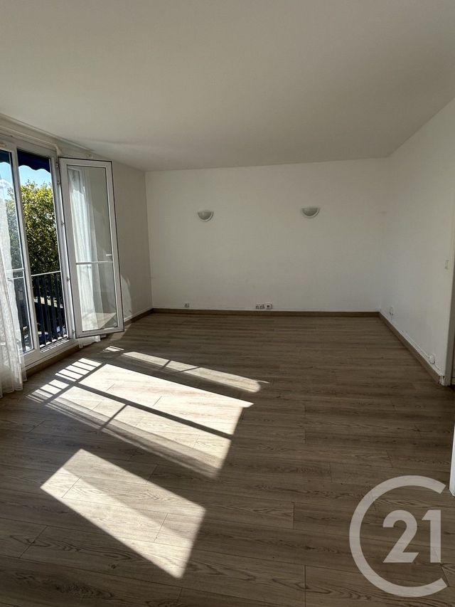 Appartement F4 à louer - 3 pièces - 65.76 m2 - EAUBONNE - 95 - ILE-DE-FRANCE - Century 21 La Demeure