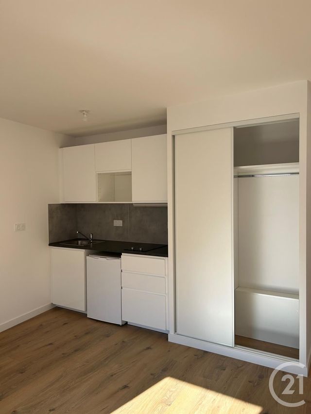 Appartement F1 à louer - 1 pièce - 38.75 m2 - ENGHIEN LES BAINS - 95 - ILE-DE-FRANCE - Century 21 La Demeure