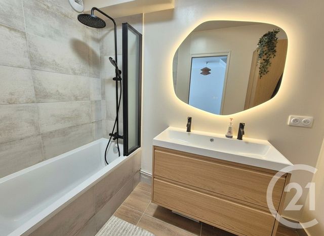 Appartement F5 à louer - 5 pièces - 87.81 m2 - SANNOIS - 95 - ILE-DE-FRANCE - Century 21 La Demeure