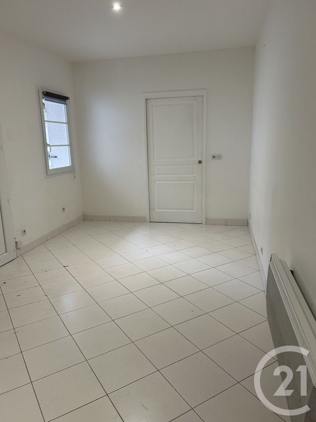 Appartement F2 à louer - 2 pièces - 34.3 m2 - SANNOIS - 95 - ILE-DE-FRANCE - Century 21 La Demeure